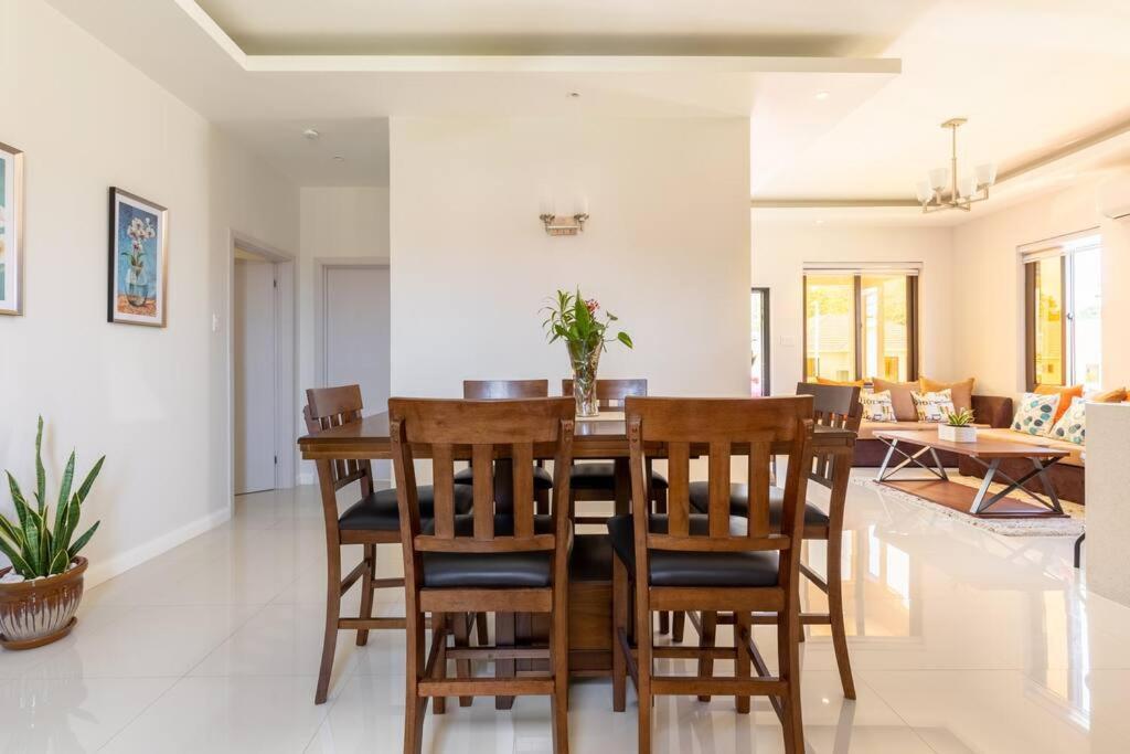 Sun Shine Luxury Villas 2 Bedroom Pool & Gym Ocho Rios St Ann Экстерьер фото