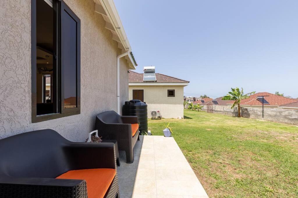 Sun Shine Luxury Villas 2 Bedroom Pool & Gym Ocho Rios St Ann Экстерьер фото
